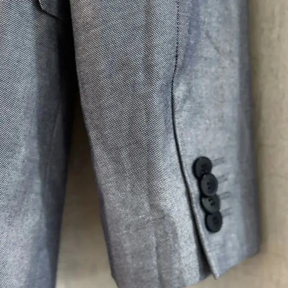 H&M Men’s 2 Button Sport Coat, 40R, Light Blue. Fully lined. - Picture 3 of 8